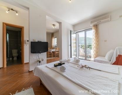 LUKSUZNA STANOVANJA, , zasebne nastanitve v mestu Budva, Črna gora - Apartmant-for-rent-in-Budva (2)